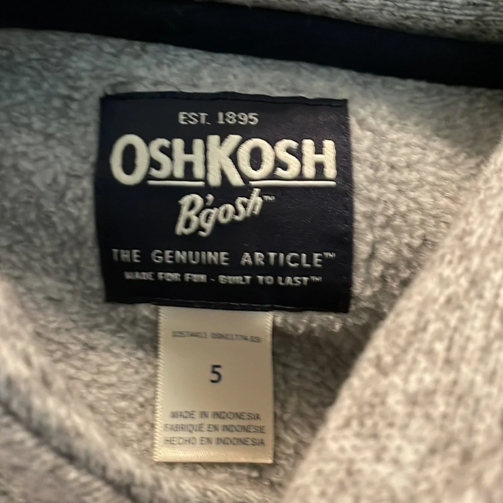 OSHKOSH B’Gosh Fleece Pullover Size 5